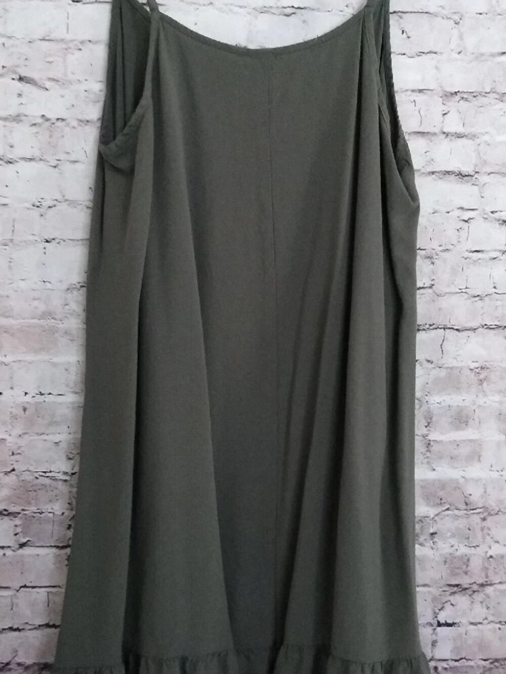 Wild Fable Olive Green Ruffle Hem Cami Tank Top Size Small - Picture 8 of 9